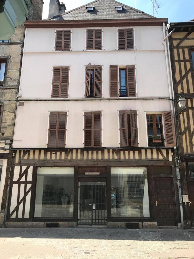 Une Nuit Comme Un Chevalier! Coeur Historique - Hypercentre. Troyes Ngoại thất bức ảnh